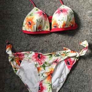 Bathing suit top and bottom